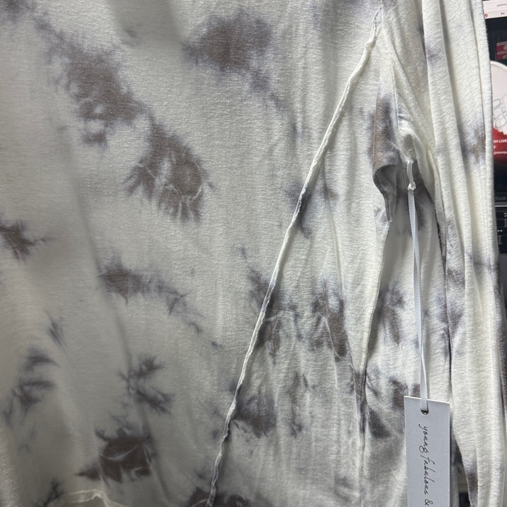 Young Fabulous & Broke Tie-Dye V-Neck Long Sleeve Top - Picture 6 of 8